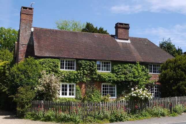 4 bed detached house
