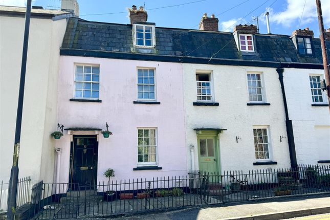 4 bedroom terraced house for sale