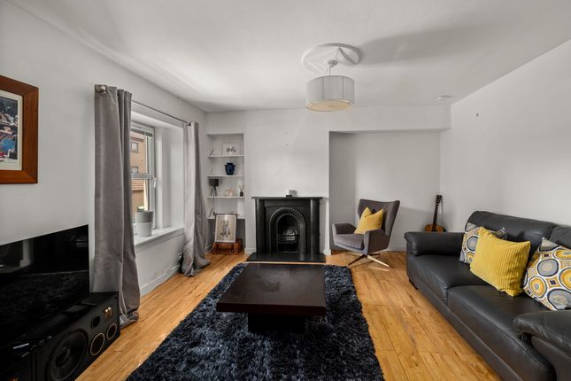 2 bedroom maisonette for sale