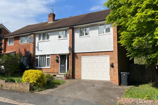 5 bedroom semi-detached house for sale