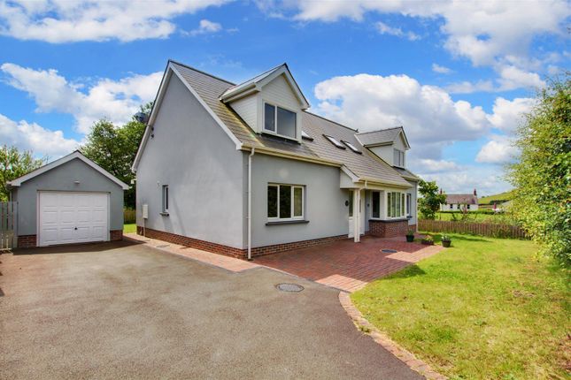 4 bedroom detached bungalow for sale