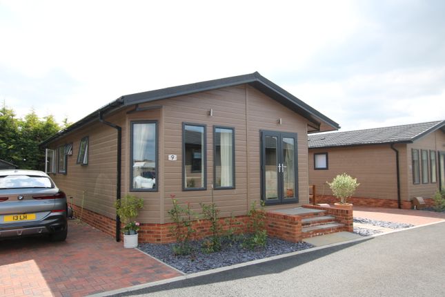 Newbourne, Woodbridge 2 bed mobile home for sale