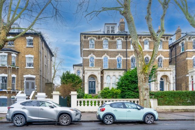 Highbury New Park, London, N5 2 bed apartment for sale