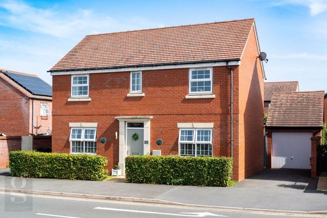 4 bed detached house