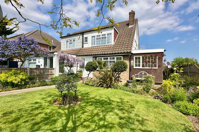 Grange Road, Billericay CM11 3 bed semi