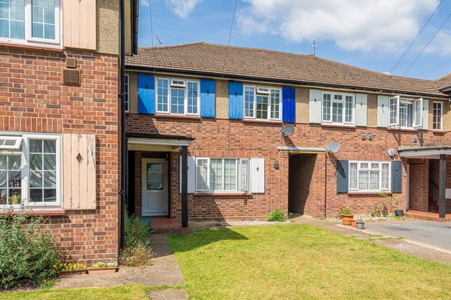 Upper Sutton Lane, Hounslow TW5 2 bed flat for sale