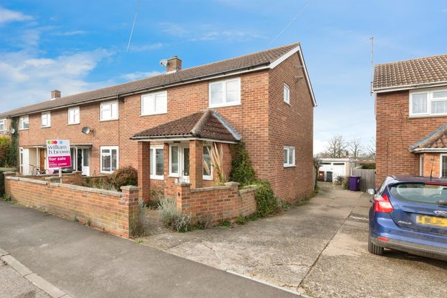 3 bed end terrace house