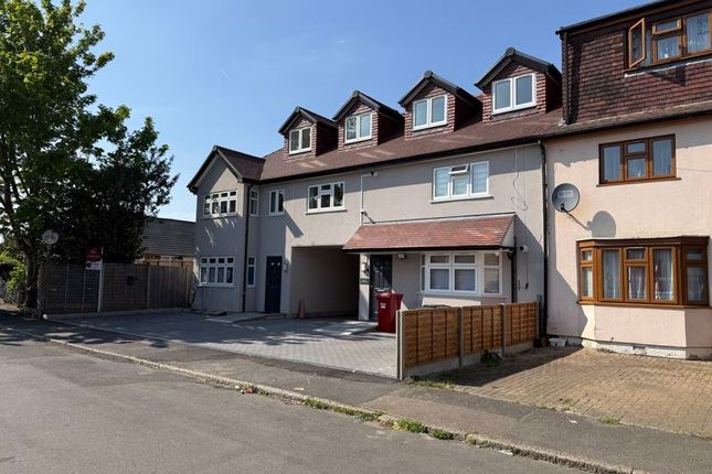 Faraday Road, Slough 2 bed apartment for sale
