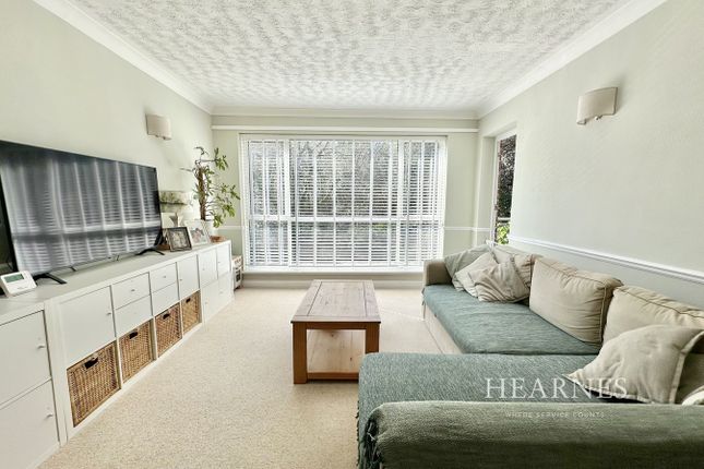 Dean Park Road, Bournemouth, BH1 2 bed apartment for sale