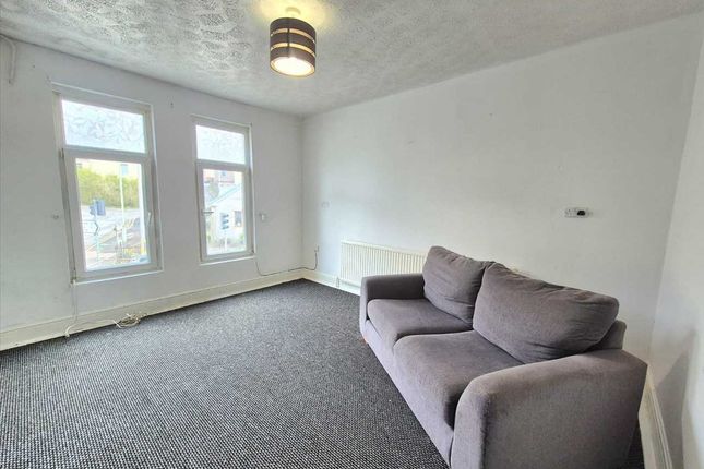 Tonypandy CF40 2 bed apartment for sale