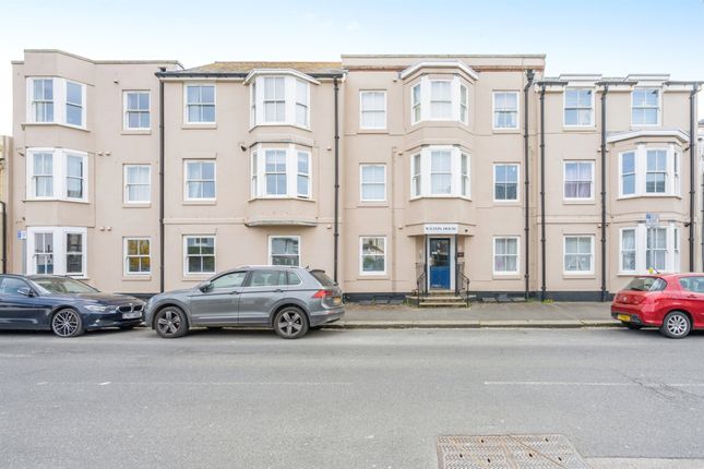 2 bed flat