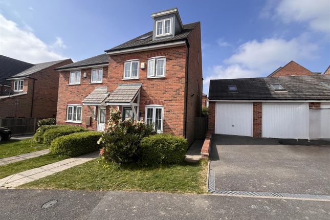 3 bedroom semi-detached house for sale