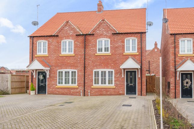 3 bedroom semi-detached house for sale