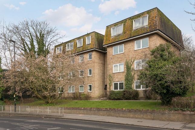 South Park Hill Road, South Croydon 1 bed apartment for sale