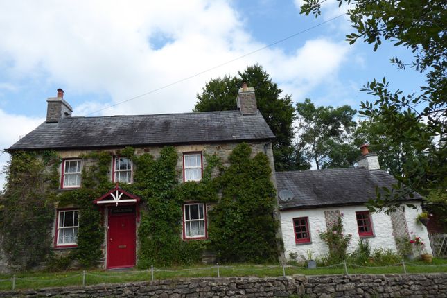 Drefach, Llanybydder, SA40 4 bed detached house for sale