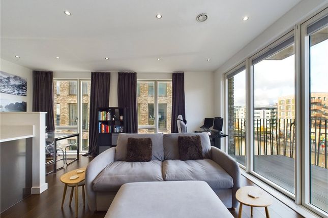 Lock Side Way, London 2 bed apartment for sale