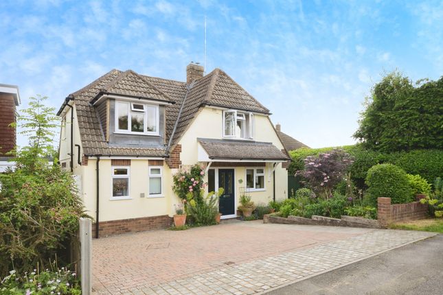 4 bed detached house