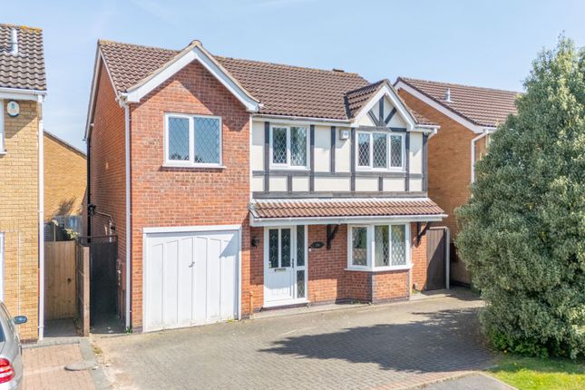 4 bed detached house