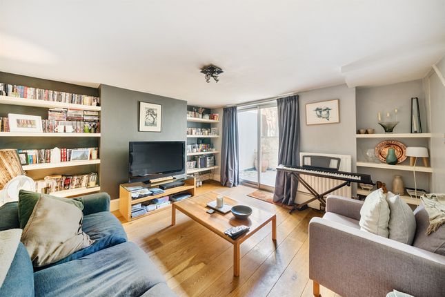 2 bedroom maisonette for sale