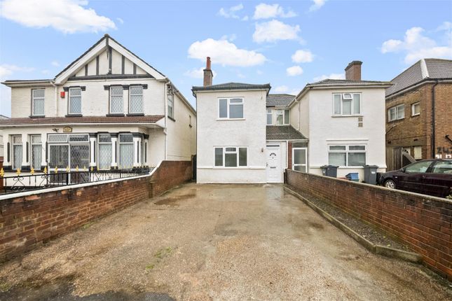 Wellington Road South, Hounslow TW4 4 bed semi