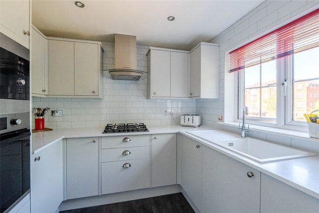 Watling Gardens, Dunstable LU6 3 bed end of terrace house for sale