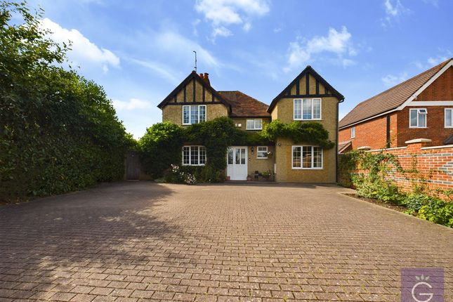 4 bed detached house