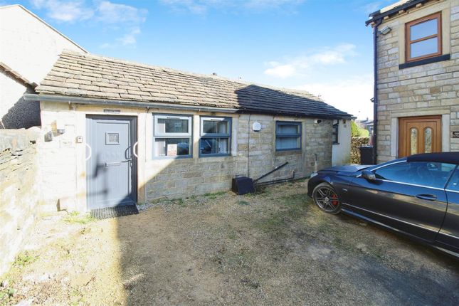 1 bedroom detached bungalow for sale