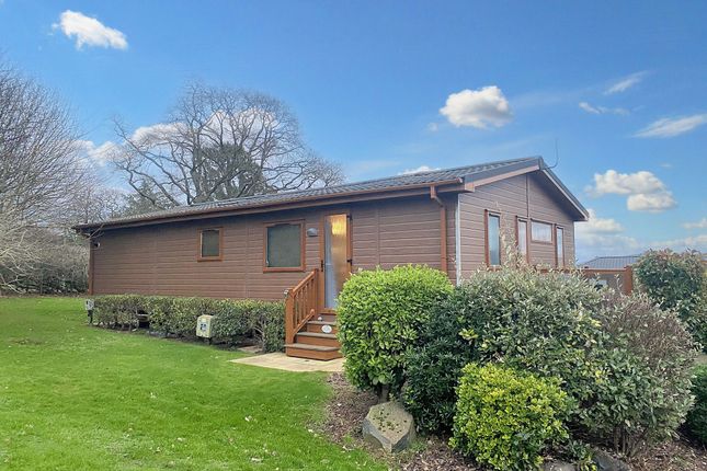 Lake View, Worcester WR6 2 bed park home for sale
