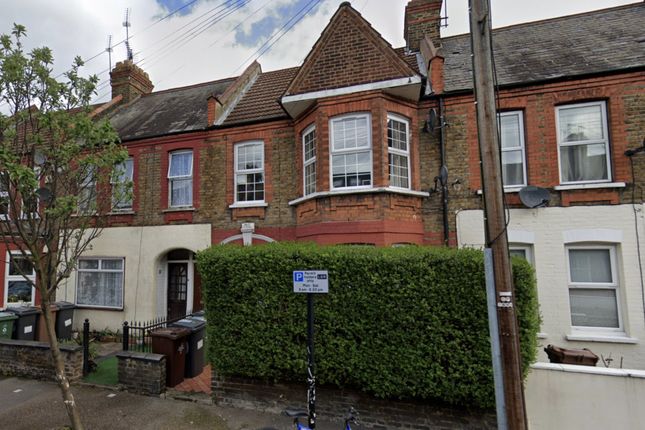 Kettlebaston Road, London, E10 2 bed flat for sale