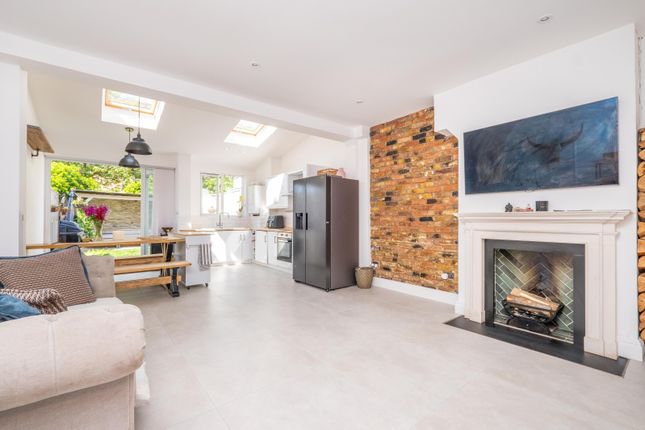 Stanley Road, Carshalton SM5 3 bed terraced house for sale