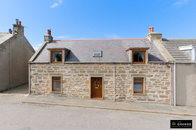 5 bedroom semi-detached house for sale