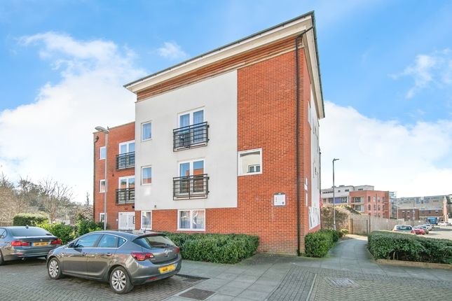 2 bed flat