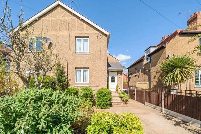 Maidenhead,  Berkshire,  SL6 3 bed semi