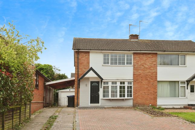 2 bedroom semi-detached house for sale