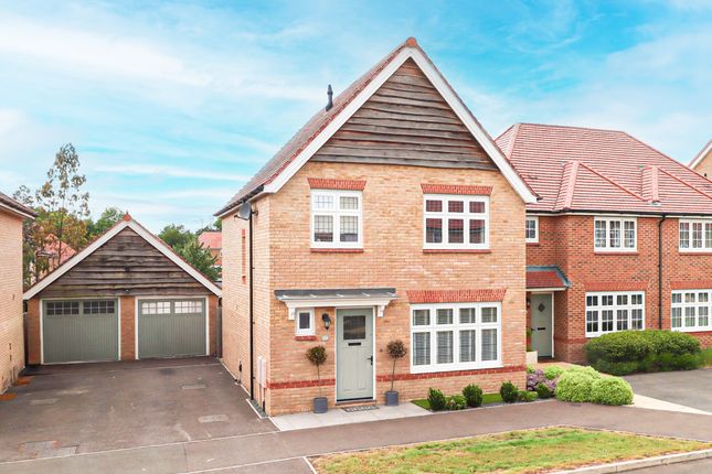3 bed detached house