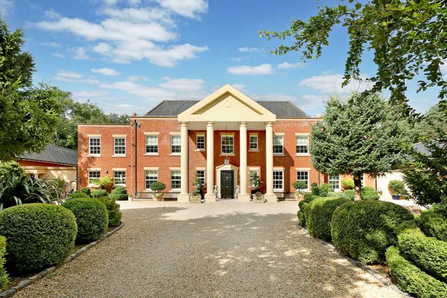 8 bed detached house