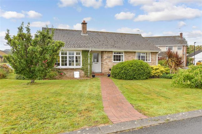Winchat Close, Newport, Isle of Wight 3 bed detached bungalow for sale