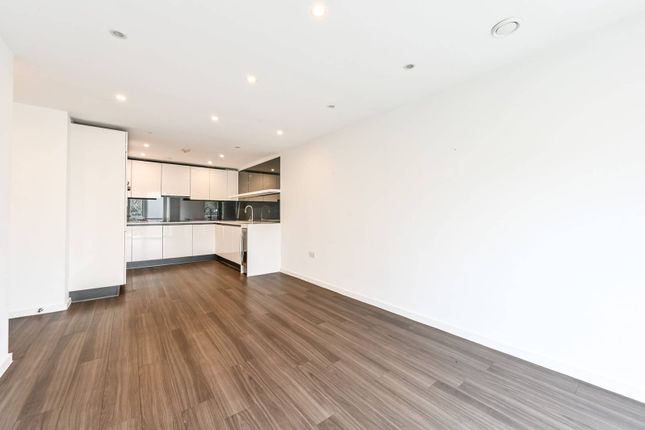Loxford Gardens, Islington, London, N5 2 bed flat for sale