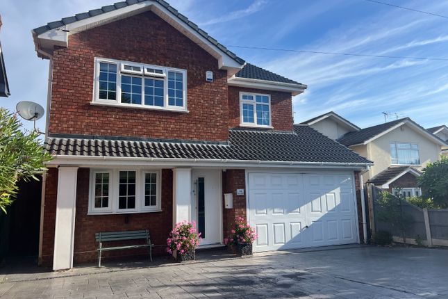 5 bed detached house