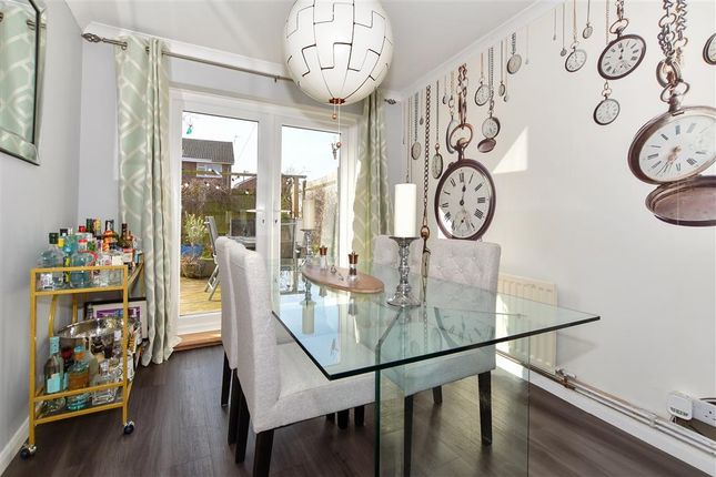 4 bed end terrace house