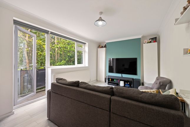 South Terrace, Surbiton KT6 2 bed maisonette for sale