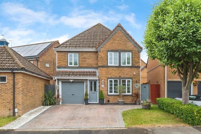 4 bed detached house