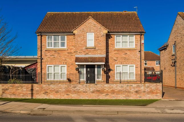 Doncaster Road, Brayton YO8 4 bed detached house for sale