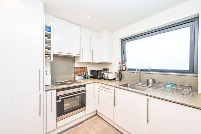 High Road, Willesden Green, London, NW10 1 bed flat for sale