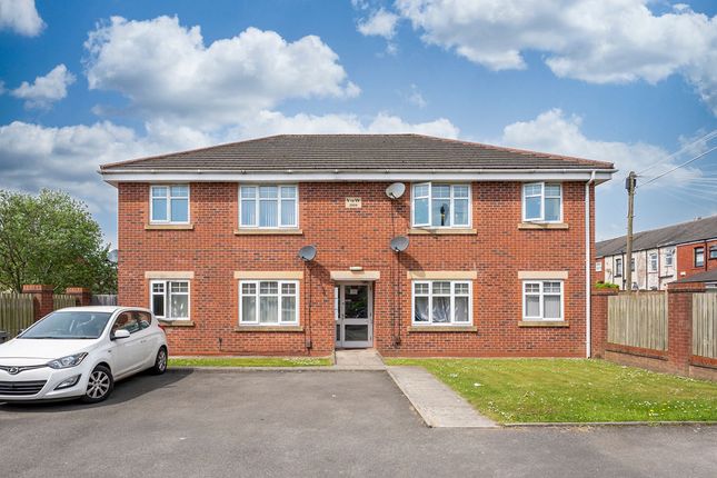 2 bedroom flat for sale