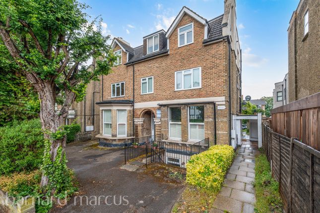 1 bedroom ground floor flat for sale