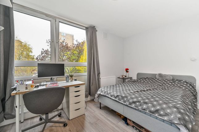 Clarence Gardens, Euston, London, NW1 3 bed flat for sale