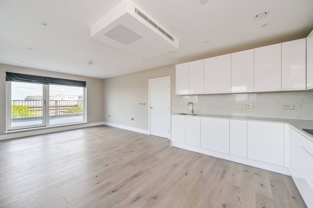 Hyde Apartments, London SW11 2 bed flat for sale