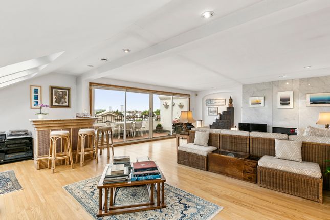 4 bedroom penthouse for sale
