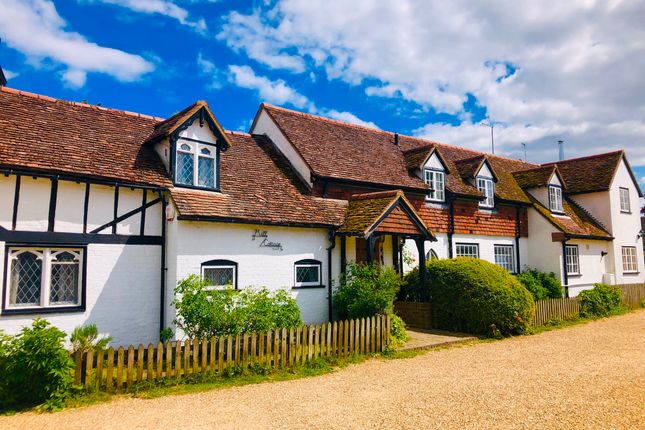 4 bed detached house
